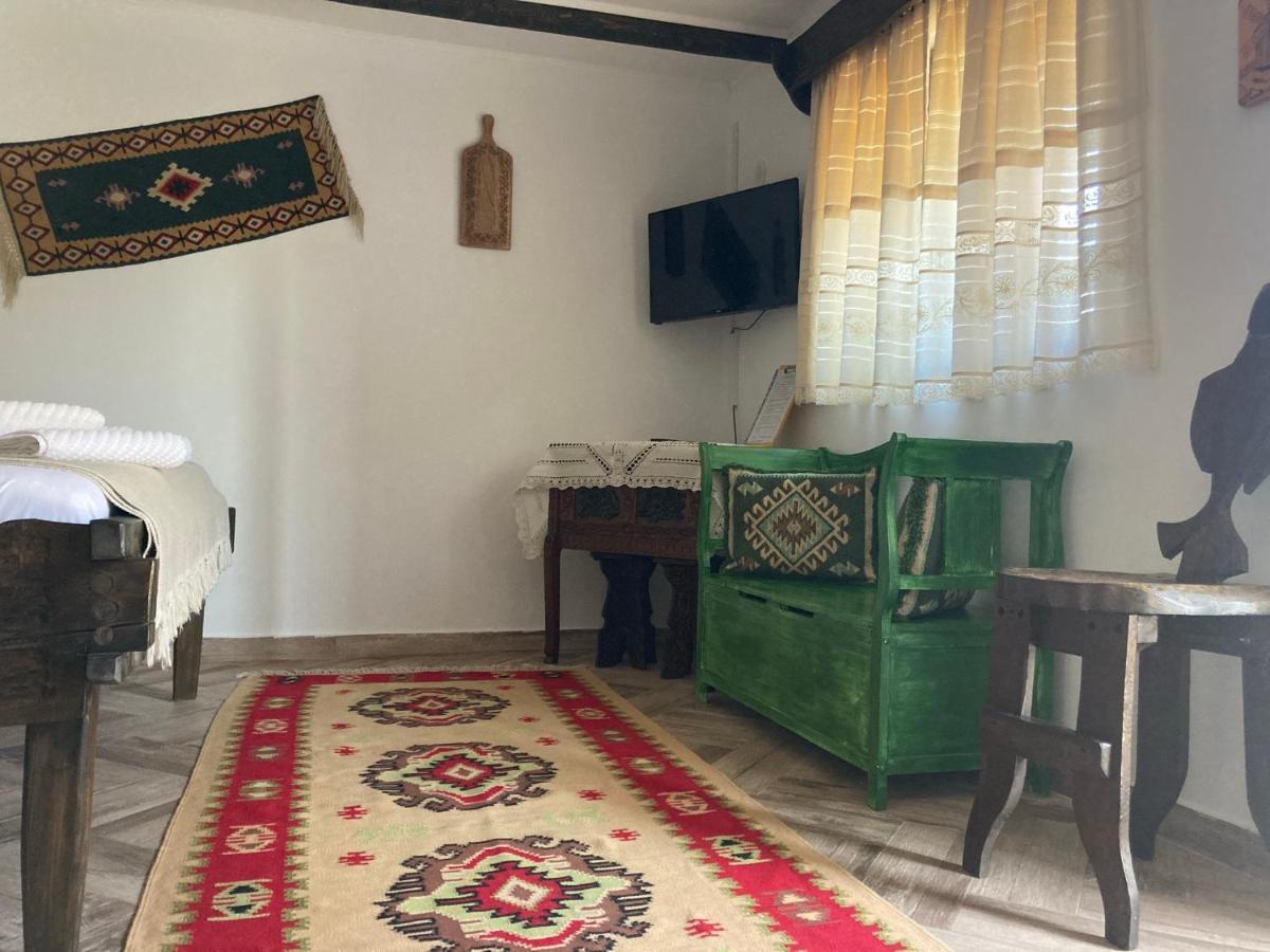 Casa Soarelui Hotel Murighiol Bagian luar foto