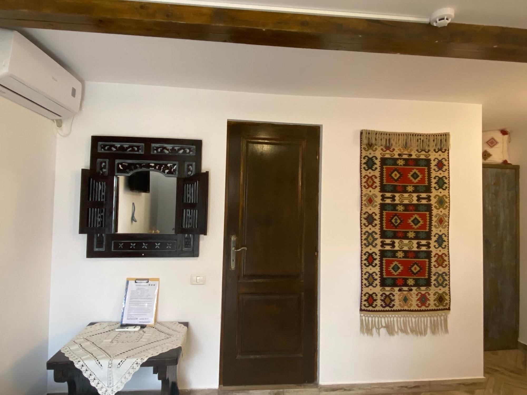Casa Soarelui Hotel Murighiol Bagian luar foto