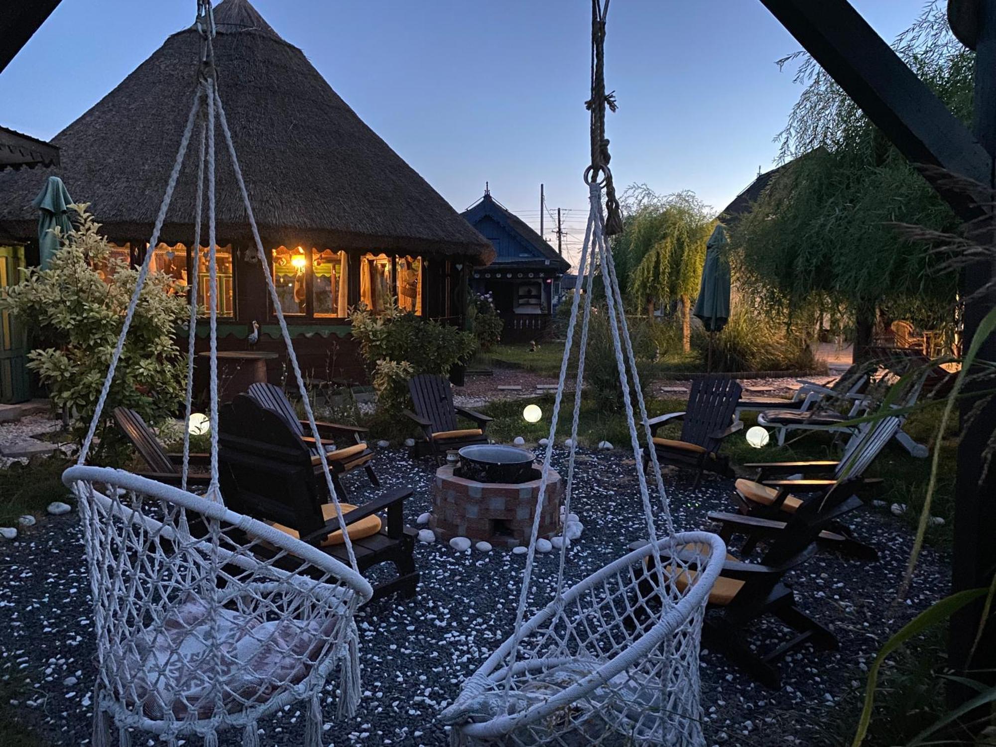 Casa Soarelui Hotel Murighiol Bagian luar foto