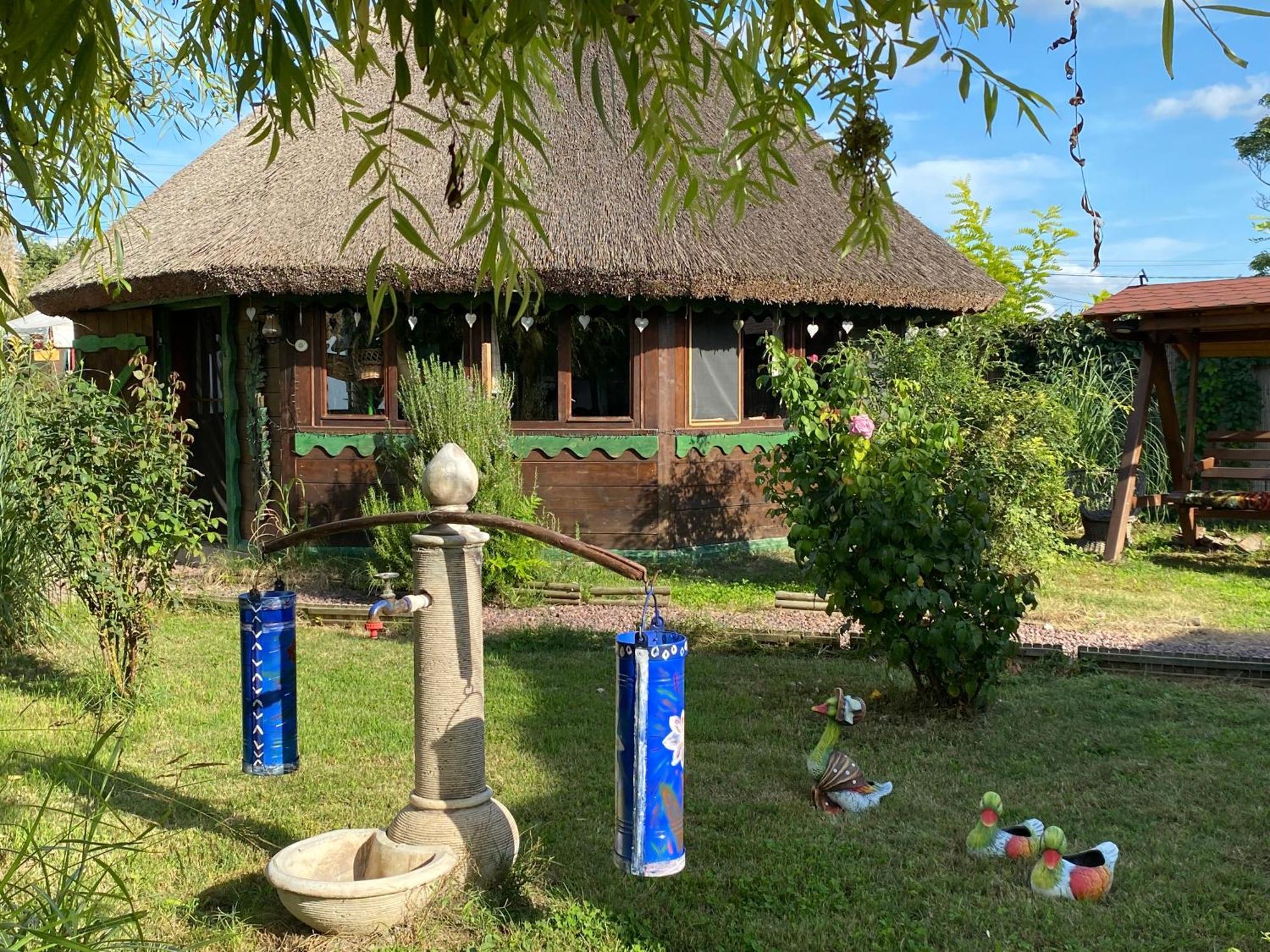 Casa Soarelui Hotel Murighiol Bagian luar foto