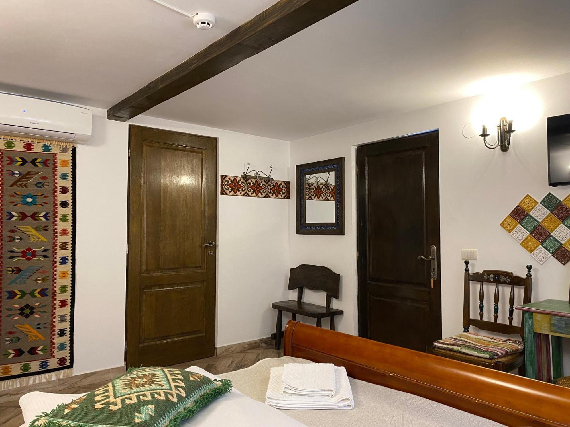 Casa Soarelui Hotel Murighiol Bagian luar foto