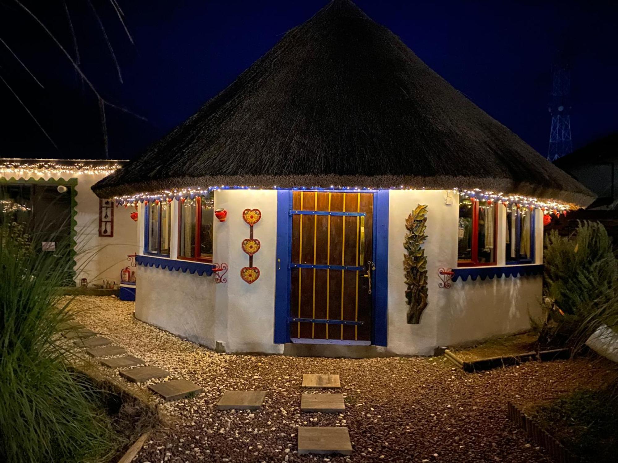 Casa Soarelui Hotel Murighiol Bagian luar foto
